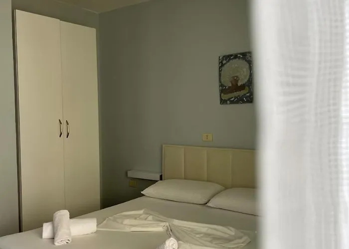 Apartament Agroni *